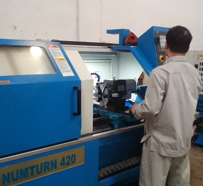 Hướng dẫn bảo dưỡng máy CNC đúng quy trình